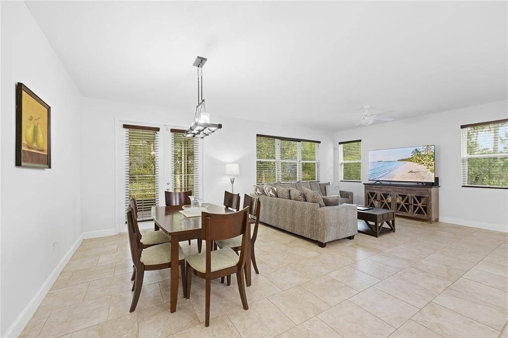 For Sale: $410,000 (4 beds, 2 baths, 2140 Square Feet)