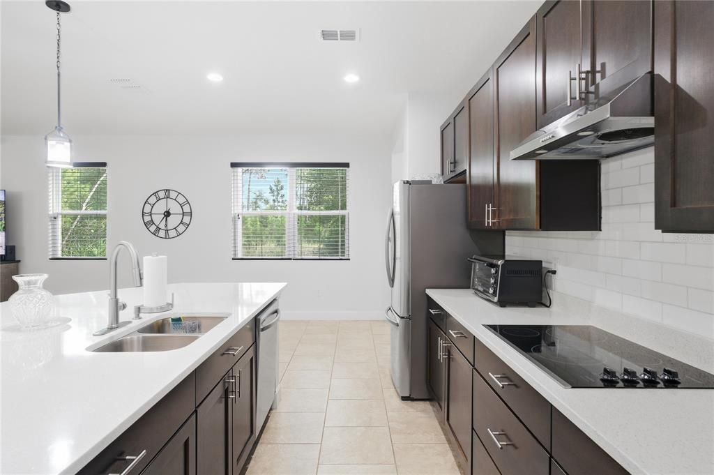 For Sale: $410,000 (4 beds, 2 baths, 2140 Square Feet)