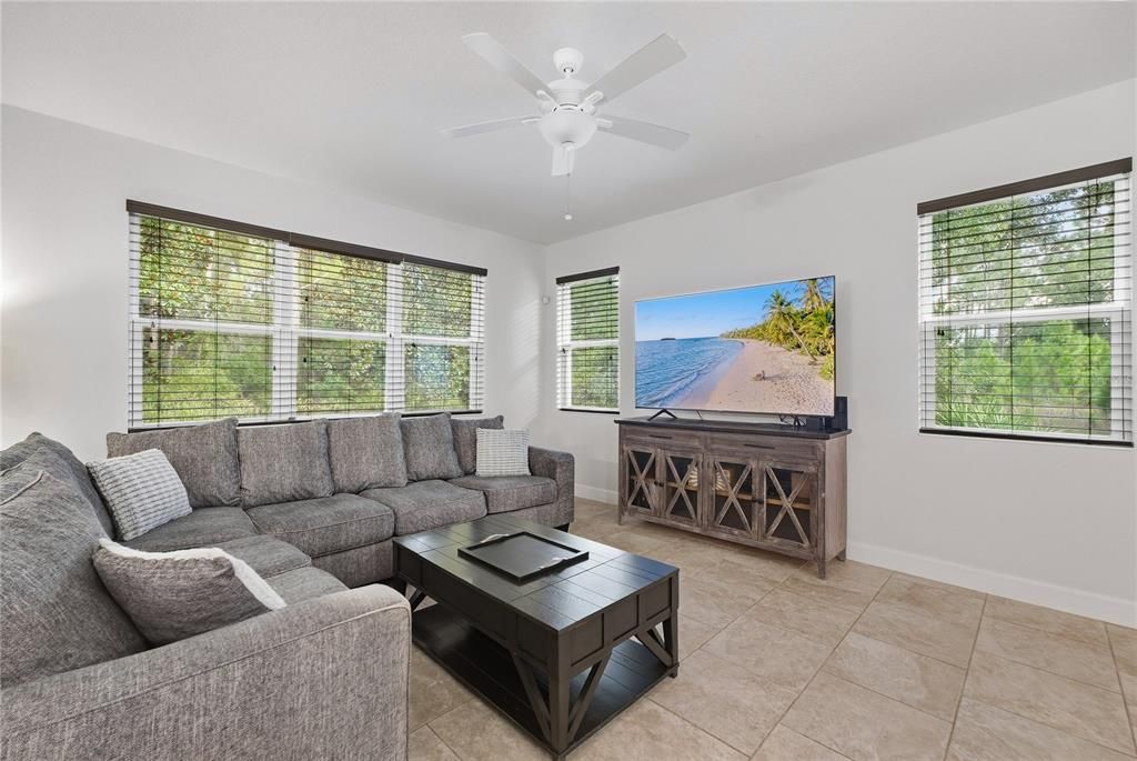 For Sale: $410,000 (4 beds, 2 baths, 2140 Square Feet)