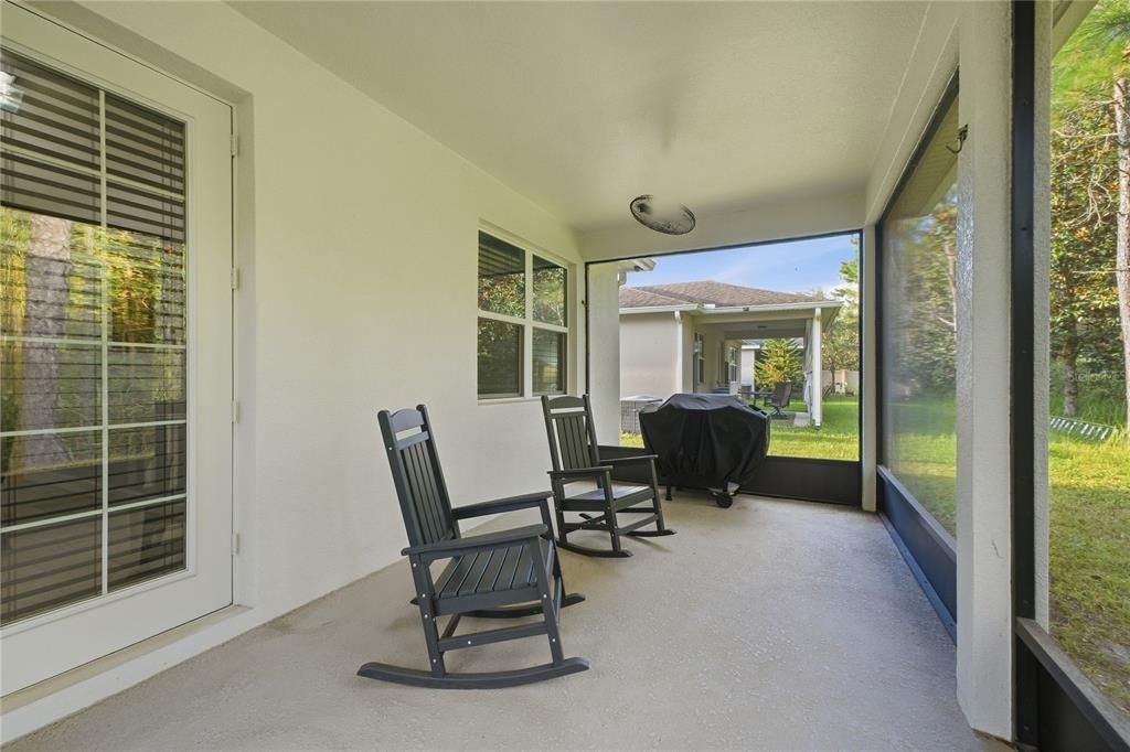 For Sale: $410,000 (4 beds, 2 baths, 2140 Square Feet)