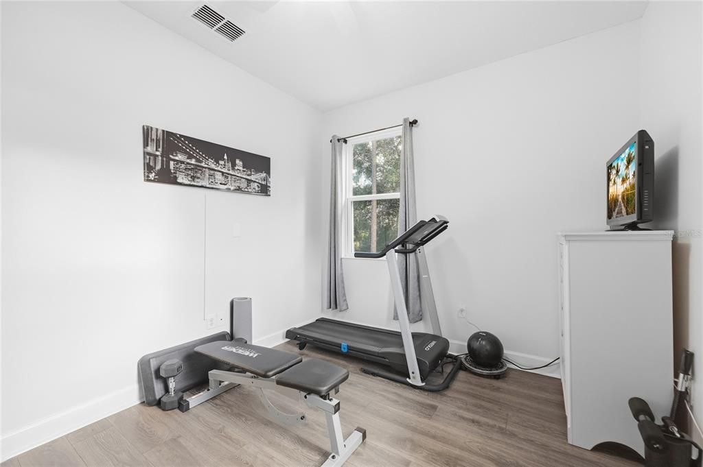 For Sale: $410,000 (4 beds, 2 baths, 2140 Square Feet)