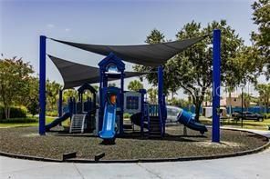 En Venta: $1,050,000 (4 camas, 4 baños, 3829 Pies cuadrados)