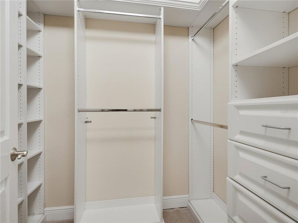 En Venta: $1,050,000 (4 camas, 4 baños, 3829 Pies cuadrados)