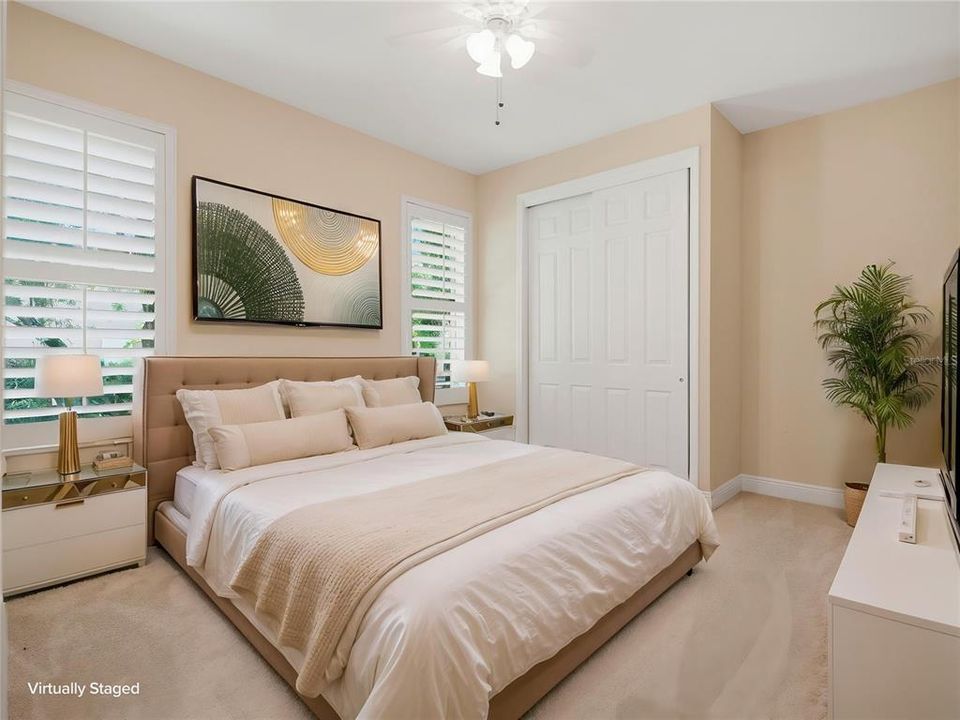 En Venta: $1,050,000 (4 camas, 4 baños, 3829 Pies cuadrados)
