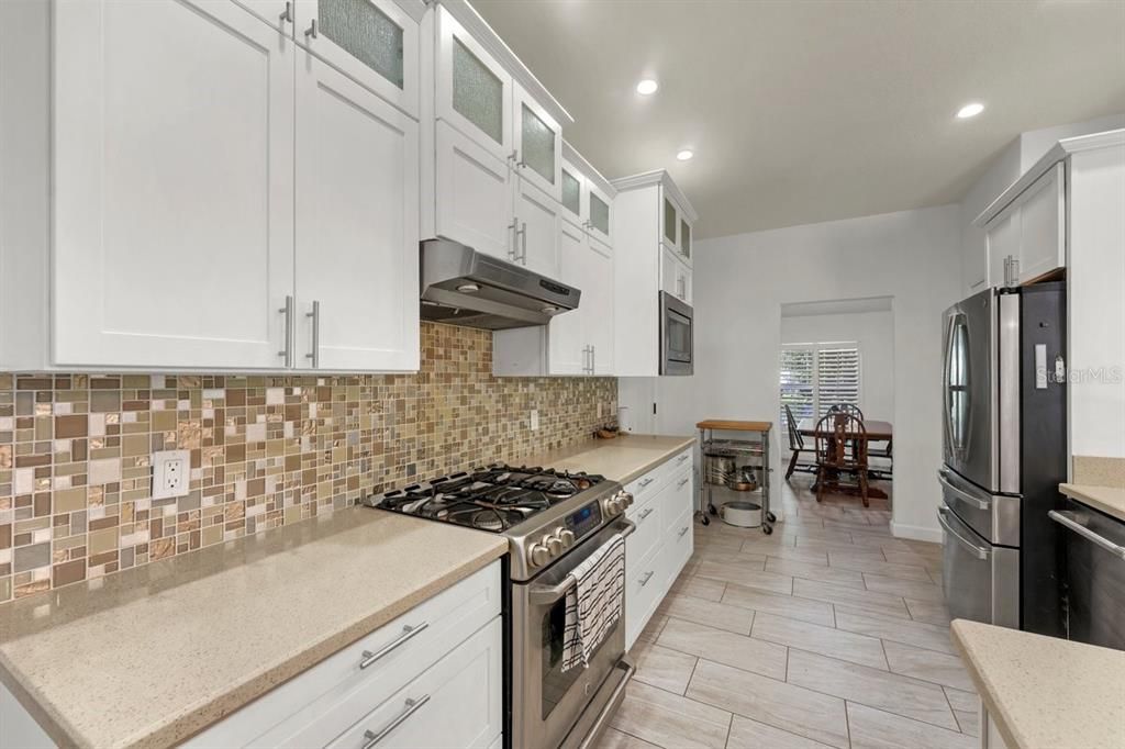 For Sale: $899,999 (4 beds, 3 baths, 2302 Square Feet)