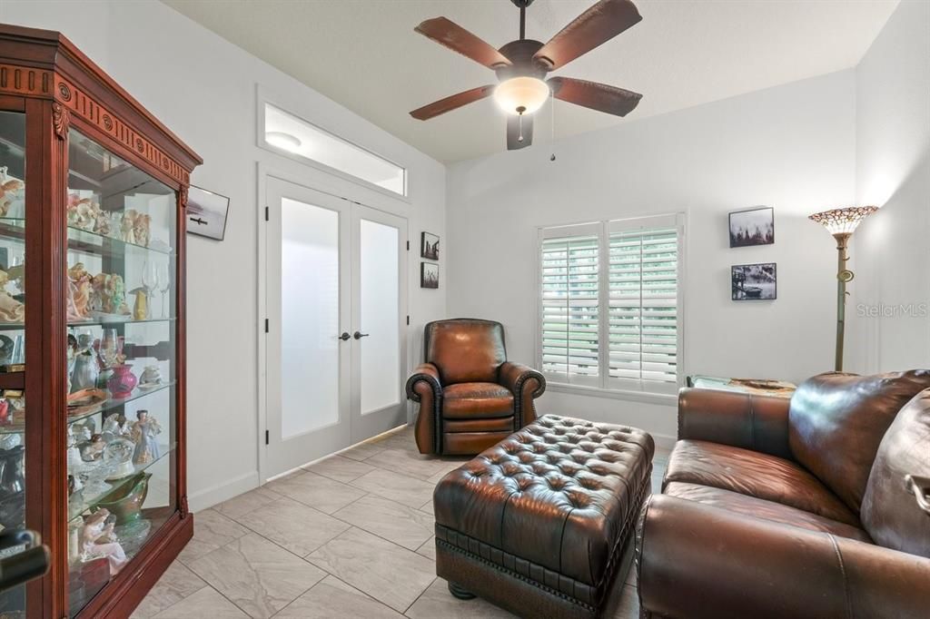 For Sale: $899,999 (4 beds, 3 baths, 2302 Square Feet)