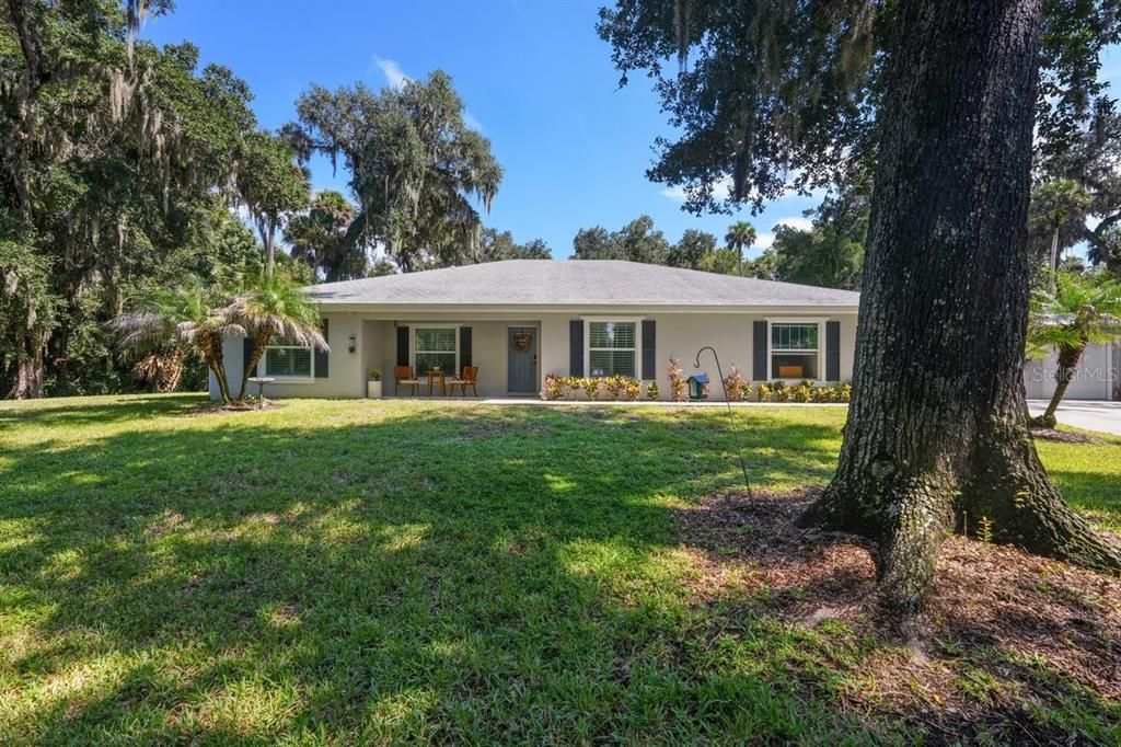 For Sale: $899,999 (4 beds, 3 baths, 2302 Square Feet)
