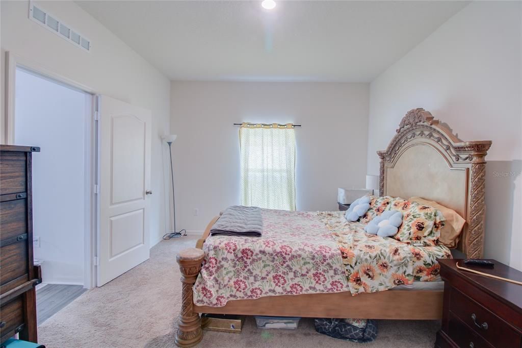 В аренду: $2,295 (3 спален, 2 ванн, 1400 Квадратных фут)