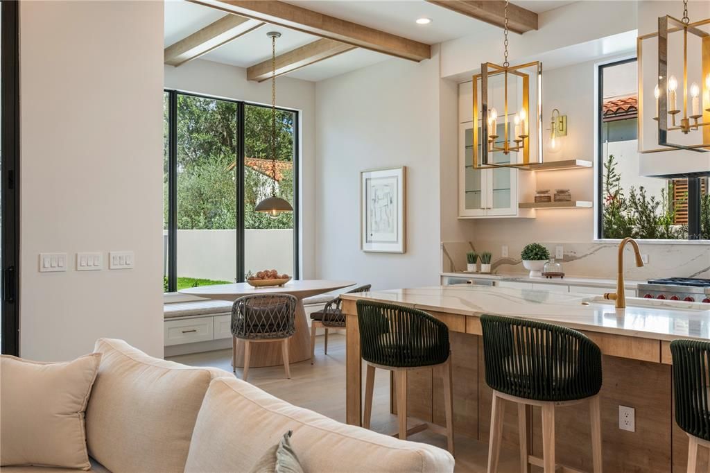 For Sale: $3,390,000 (5 beds, 5 baths, 4520 Square Feet)