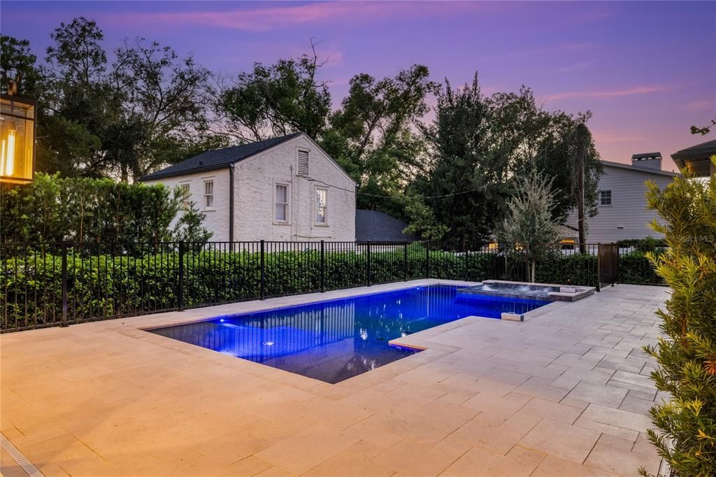 For Sale: $3,390,000 (5 beds, 5 baths, 4520 Square Feet)
