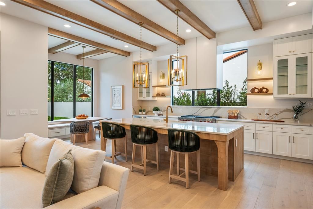 For Sale: $3,390,000 (5 beds, 5 baths, 4520 Square Feet)
