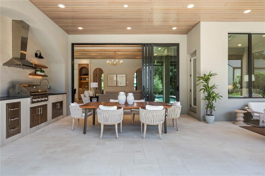 For Sale: $3,390,000 (5 beds, 5 baths, 4520 Square Feet)