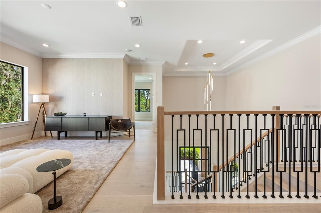 For Sale: $3,390,000 (5 beds, 5 baths, 4520 Square Feet)