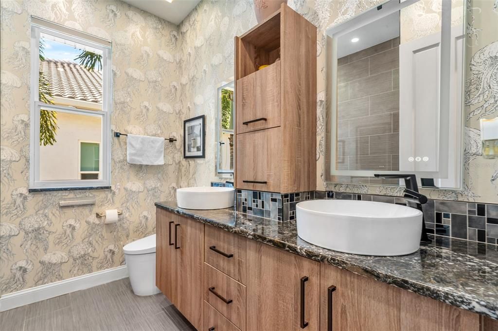 For Sale: $3,375,000 (5 beds, 4 baths, 4965 Square Feet)