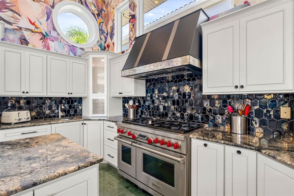For Sale: $3,375,000 (5 beds, 4 baths, 4965 Square Feet)