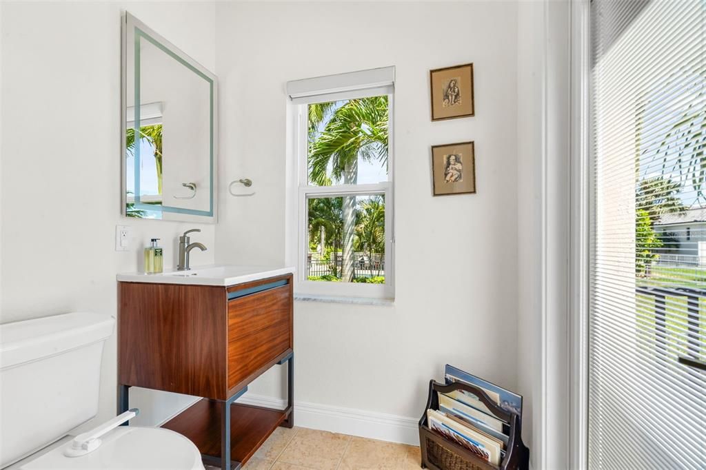 For Sale: $3,375,000 (5 beds, 4 baths, 4965 Square Feet)