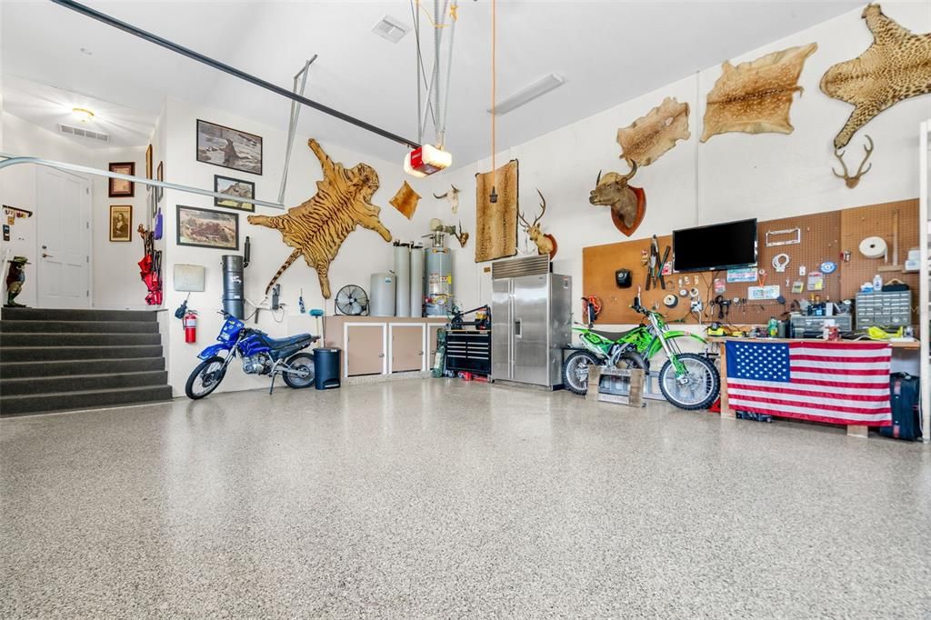 For Sale: $3,375,000 (5 beds, 4 baths, 4965 Square Feet)
