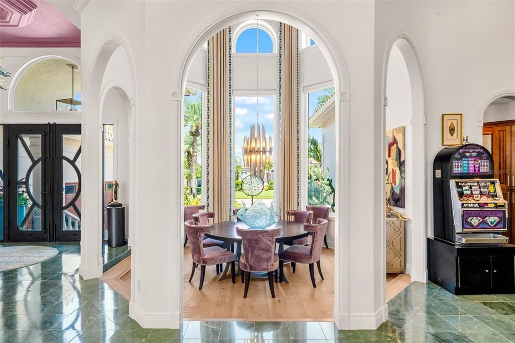 For Sale: $3,375,000 (5 beds, 4 baths, 4965 Square Feet)