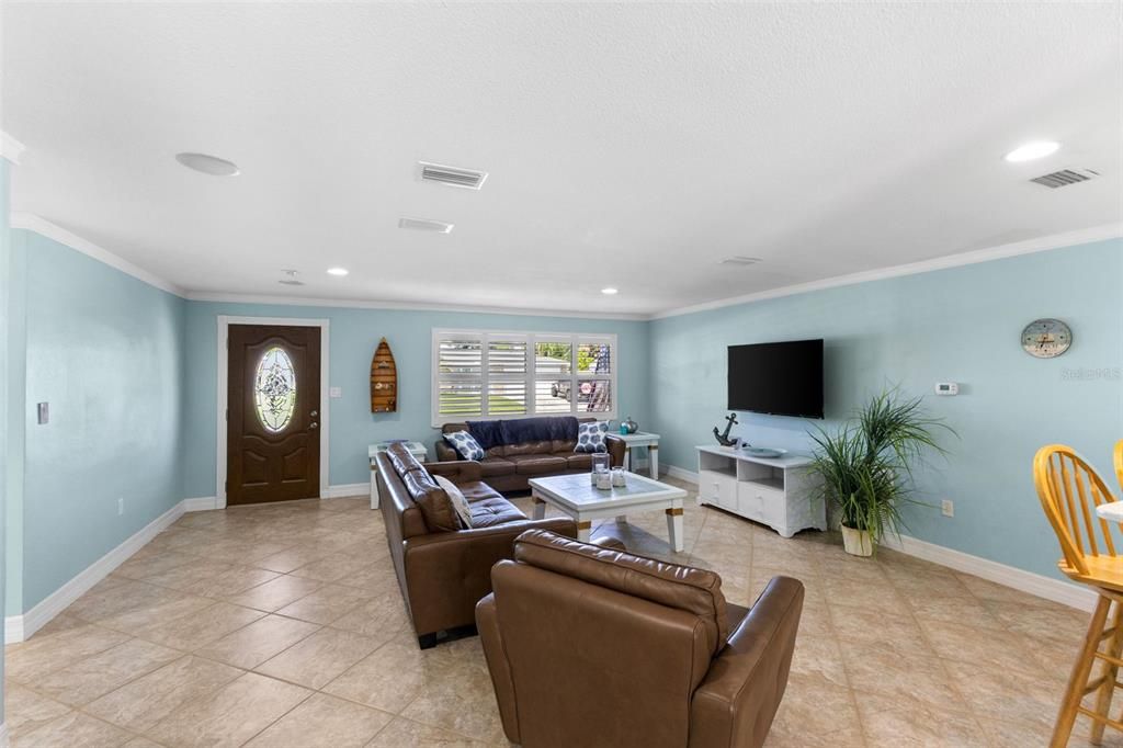 For Sale: $539,000 (3 beds, 2 baths, 1863 Square Feet)