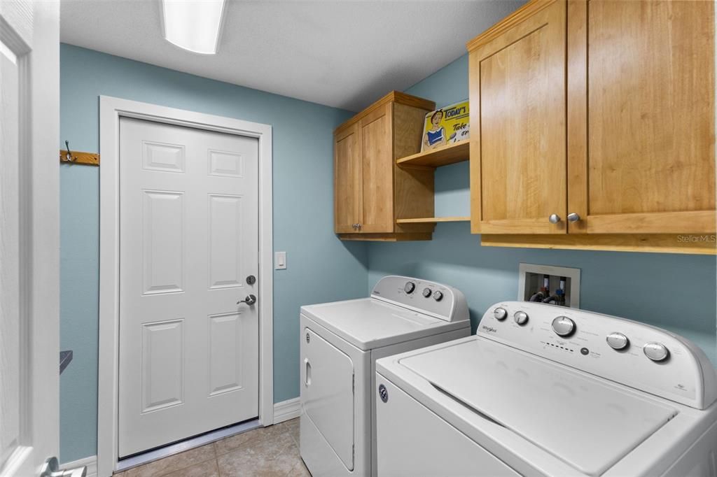 For Sale: $539,000 (3 beds, 2 baths, 1863 Square Feet)