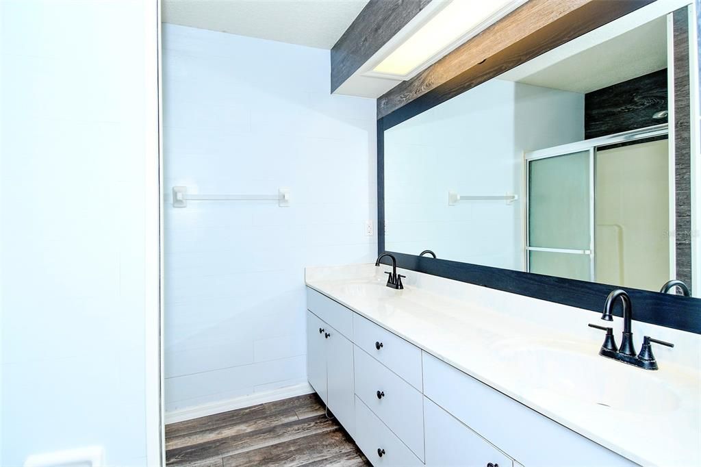 En Venta: $359,000 (3 camas, 2 baños, 1528 Pies cuadrados)