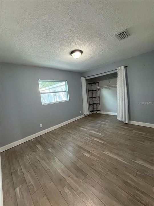 En Renta: $2,500 (4 camas, 2 baños, 1224 Pies cuadrados)