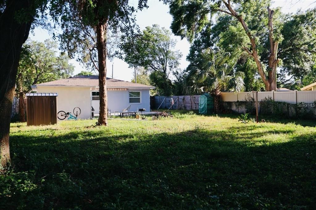 En Renta: $2,500 (4 camas, 2 baños, 1224 Pies cuadrados)