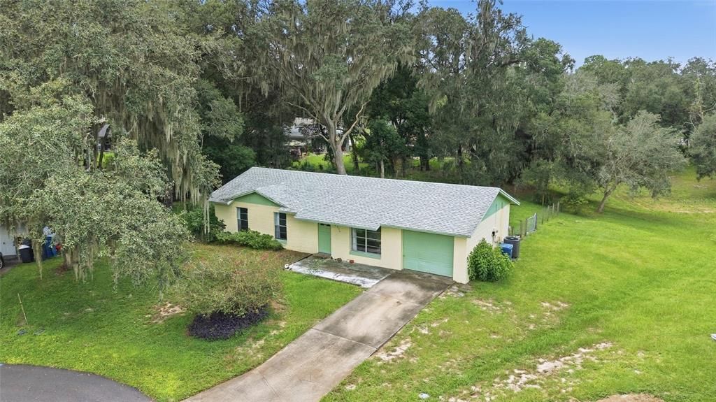 For Sale: $219,900 (3 beds, 1 baths, 1000 Square Feet)