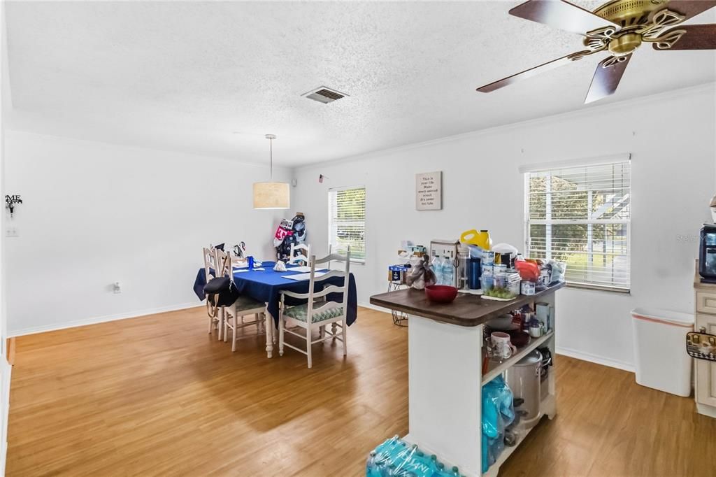 For Sale: $1,600,000 (3 beds, 3 baths, 2314 Square Feet)