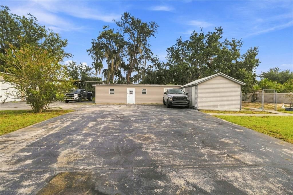 For Sale: $1,600,000 (3 beds, 3 baths, 2314 Square Feet)