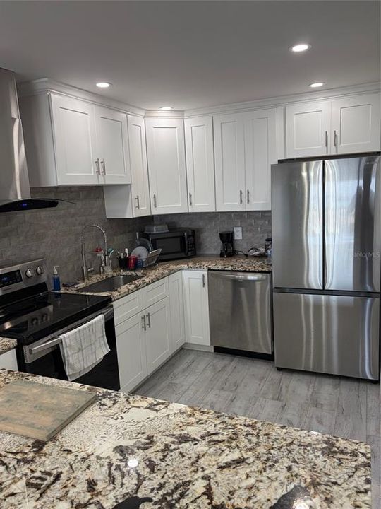 En Venta: $463,000 (2 camas, 2 baños, 966 Pies cuadrados)