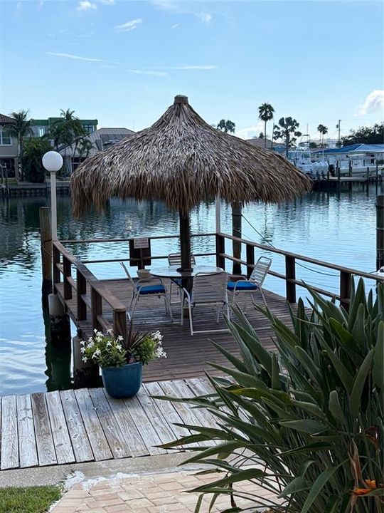 En Venta: $463,000 (2 camas, 2 baños, 966 Pies cuadrados)