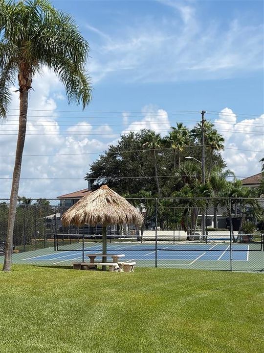 En Venta: $463,000 (2 camas, 2 baños, 966 Pies cuadrados)