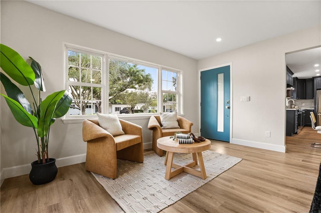 En Venta: $899,000 (4 camas, 3 baños, 2399 Pies cuadrados)
