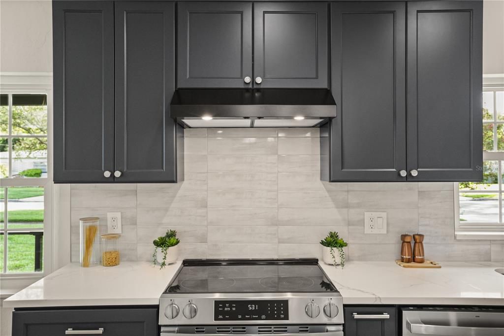 En Venta: $899,000 (4 camas, 3 baños, 2399 Pies cuadrados)