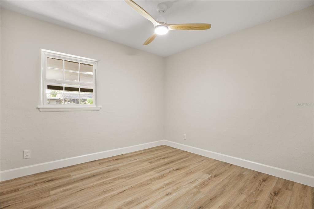 En Venta: $899,000 (4 camas, 3 baños, 2399 Pies cuadrados)