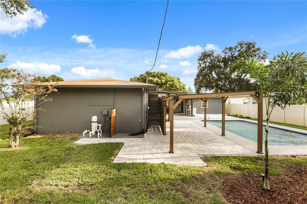 En Venta: $899,000 (4 camas, 3 baños, 2399 Pies cuadrados)