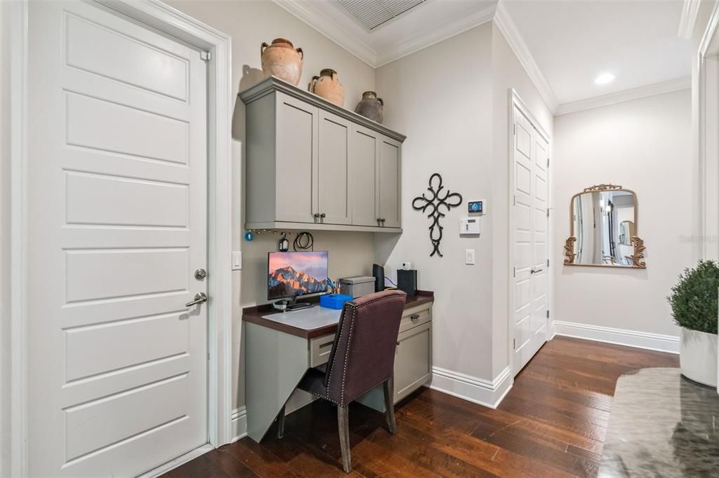For Sale: $889,000 (3 beds, 3 baths, 3245 Square Feet)