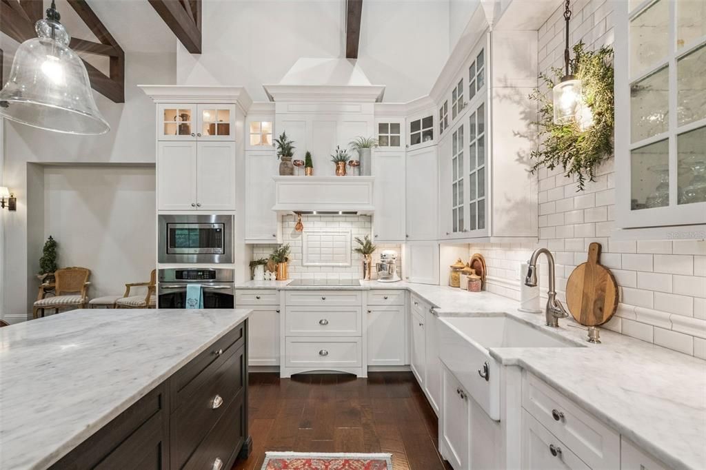 For Sale: $889,000 (3 beds, 3 baths, 3245 Square Feet)