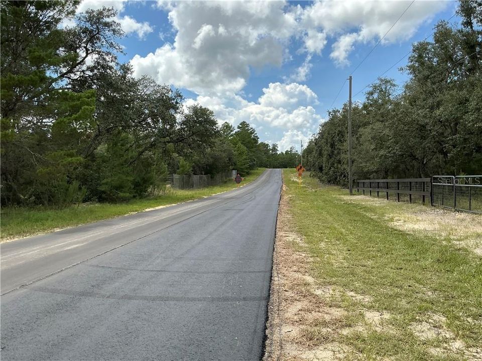 待售: $139,000 (2.95 acres)