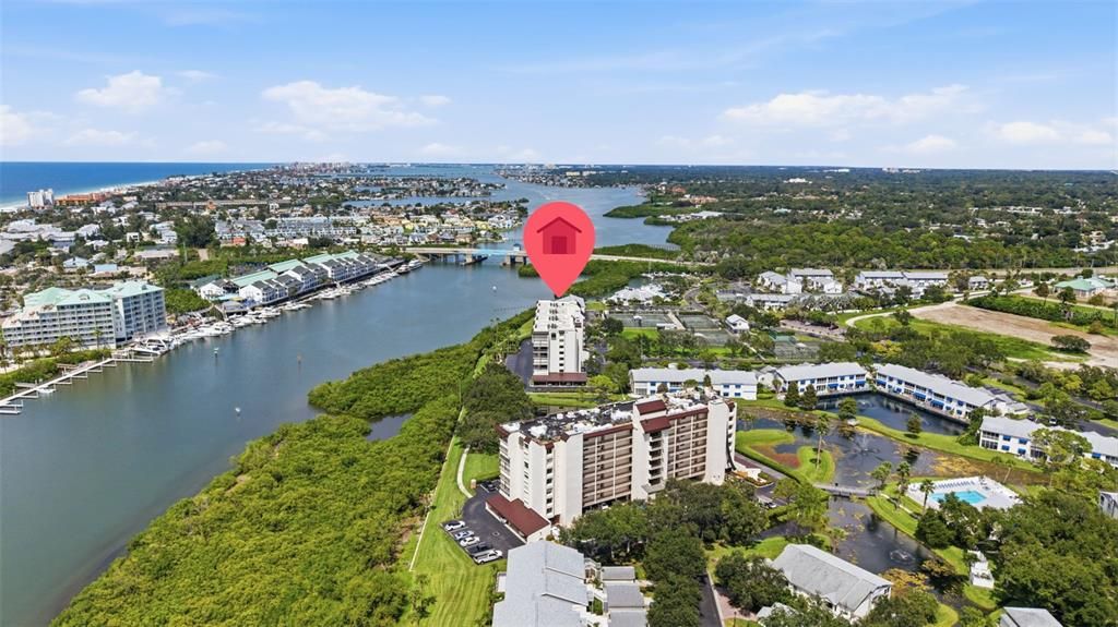 На продажу: $405,000 (2 спален, 2 ванн, 1225 Квадратных фут)