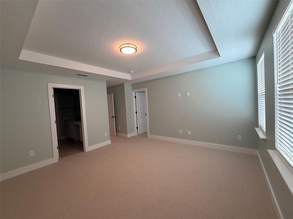 В аренду: $2,800 (4 спален, 3 ванн, 2142 Квадратных фут)