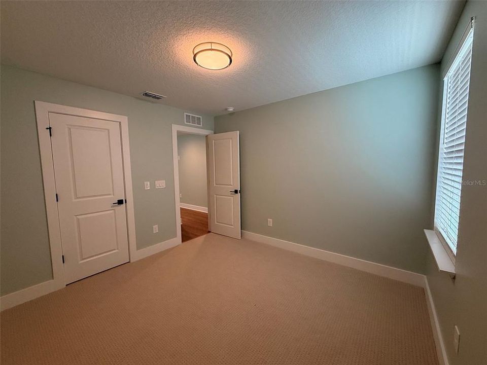 В аренду: $2,800 (4 спален, 3 ванн, 2142 Квадратных фут)