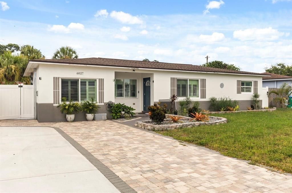 En Venta: $407,000 (3 camas, 2 baños, 1216 Pies cuadrados)