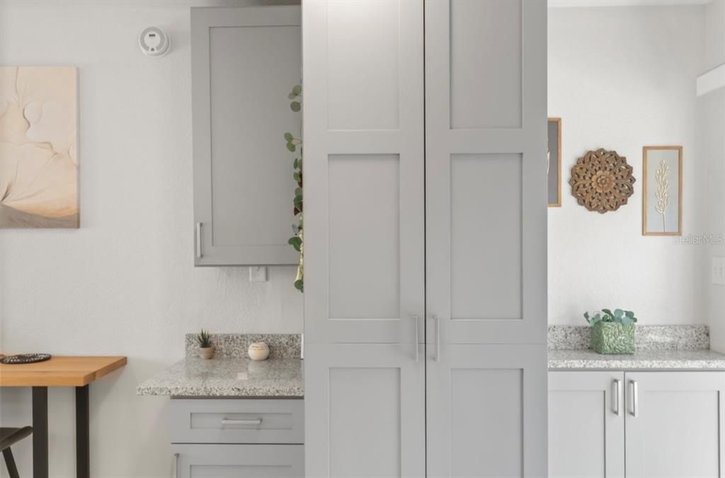 En Venta: $407,000 (3 camas, 2 baños, 1216 Pies cuadrados)