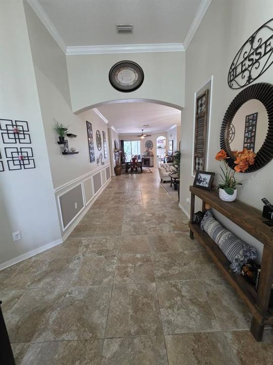 : $565,000 (5 beds, 4 baths, 2706 Square Feet)