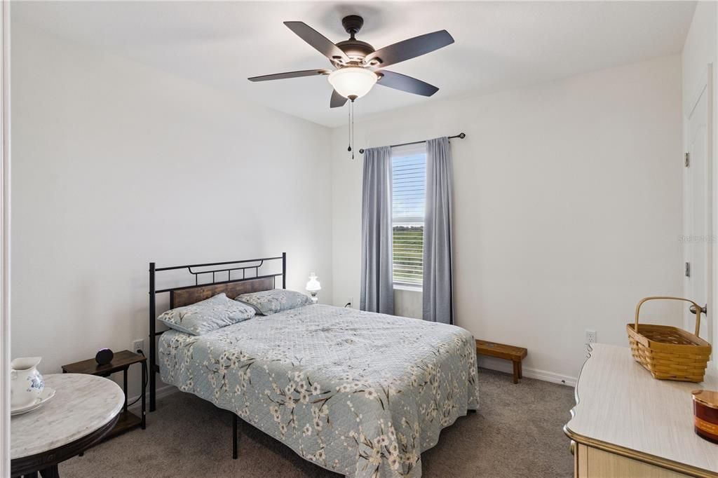 For Sale: $375,000 (5 beds, 3 baths, 2609 Square Feet)
