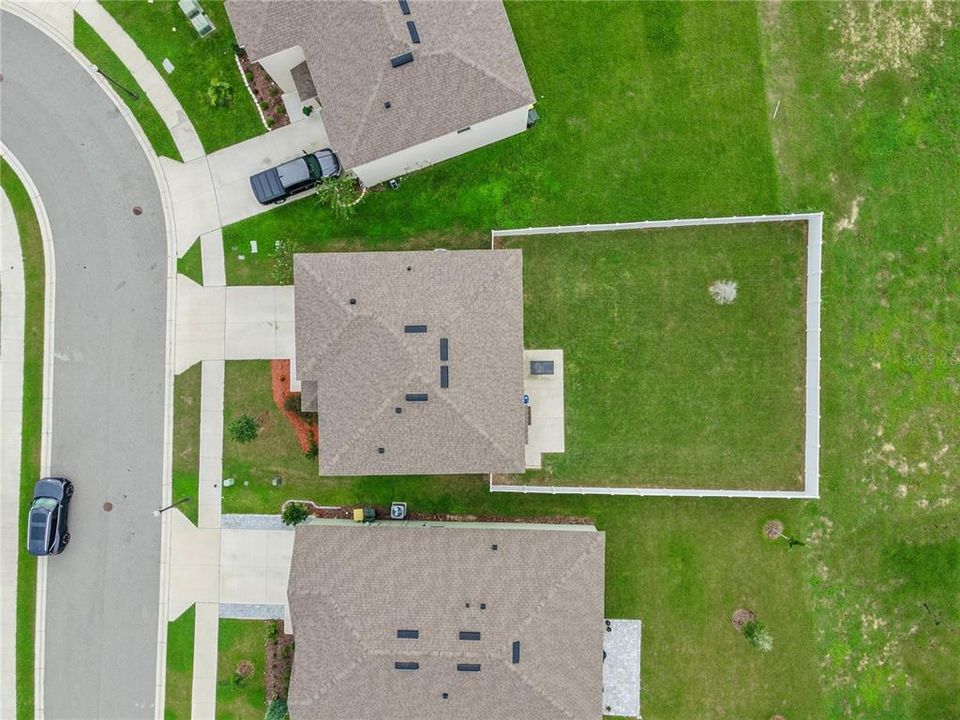 For Sale: $375,000 (5 beds, 3 baths, 2609 Square Feet)