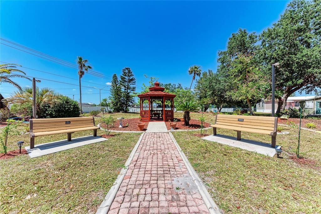待售: $32,000 (0.23 acres)
