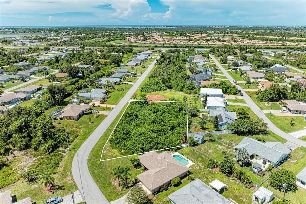 待售: $32,000 (0.23 acres)